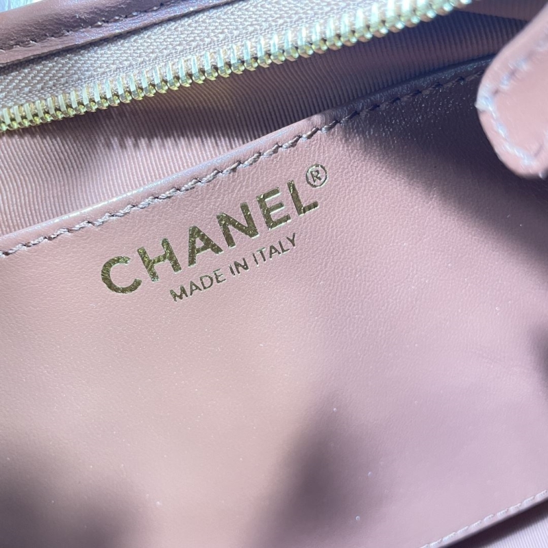 Ch**el hobo bags